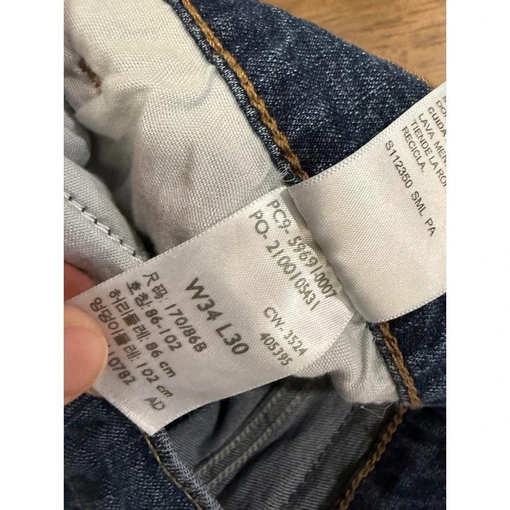 Signature by Levi Strauss & Co. Gold Label signature by